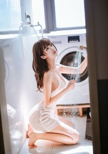 娇妻被朋友在客厅呻吟动漫-国产剧免费完整版高清